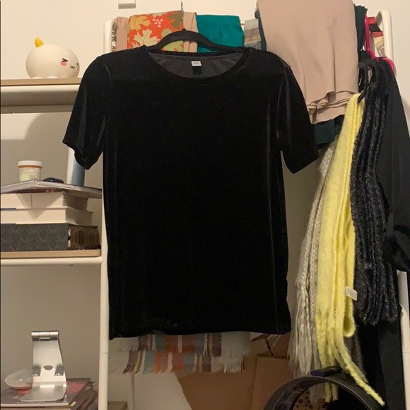 Black velvet top - Picture 3 of 3